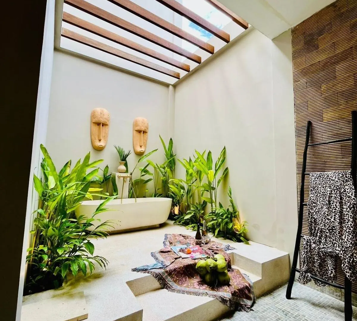 2 Bedroom Villa Near Seminyak Beach 0*,  Indonésie